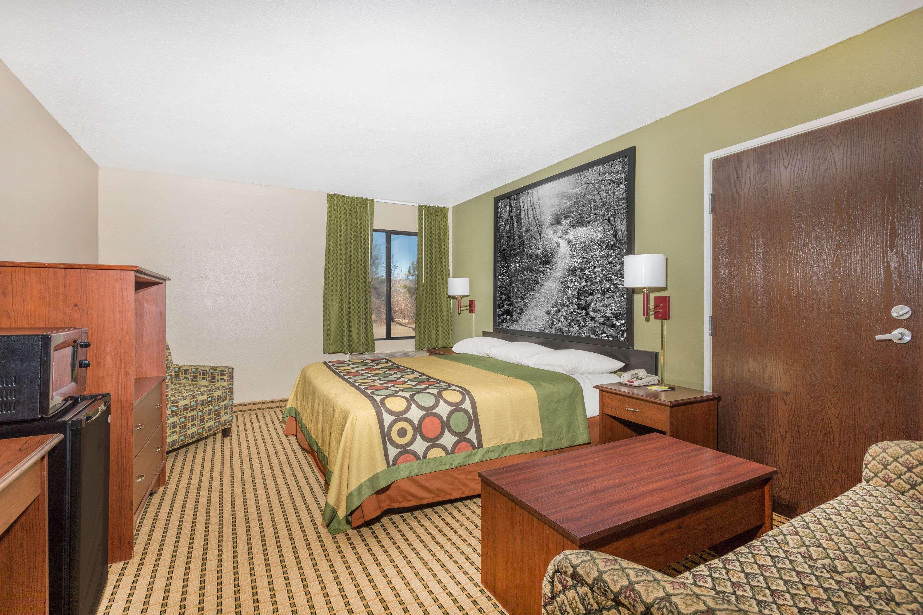 Super 8 By Wyndham Dawsonville Buitenkant foto