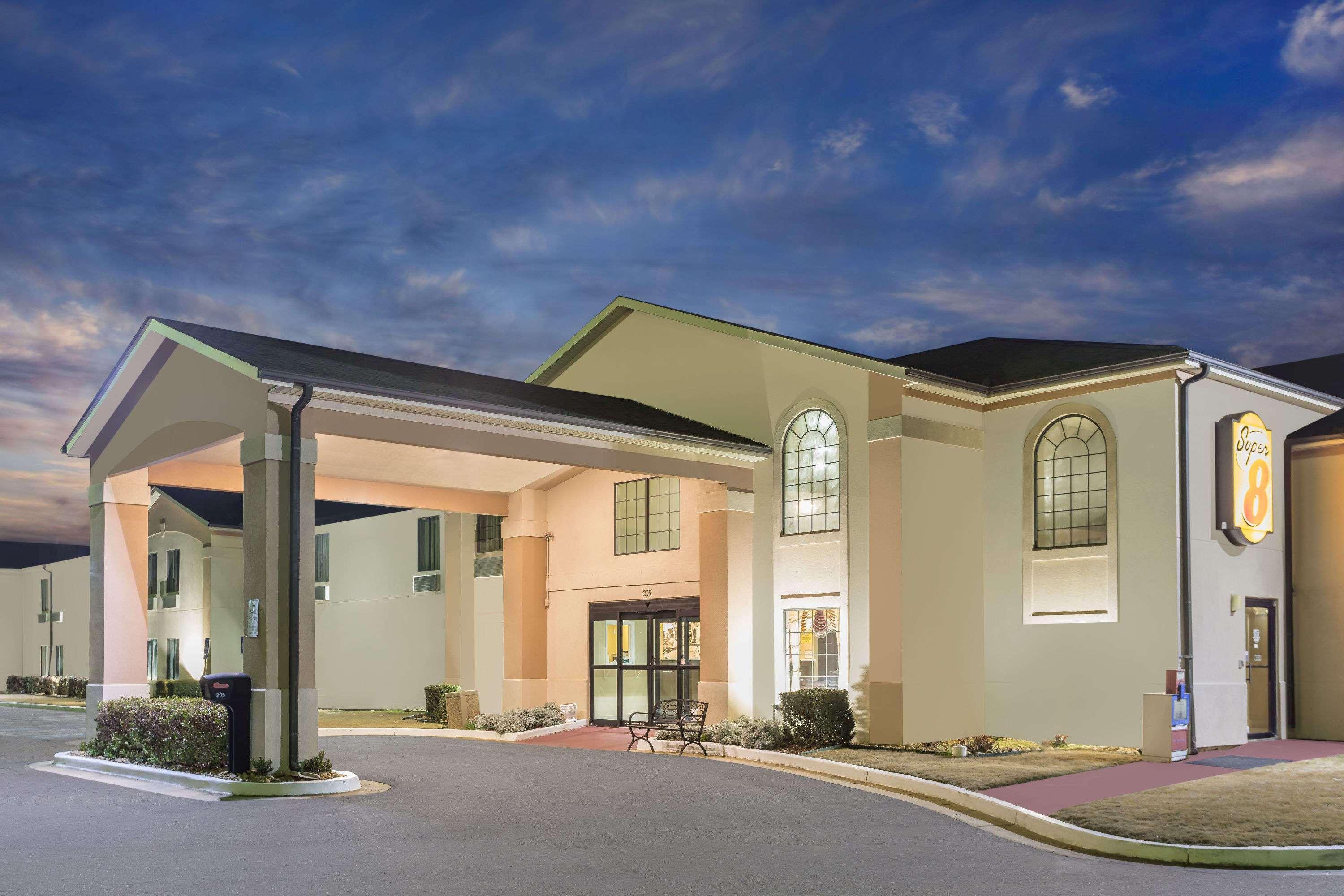 Super 8 By Wyndham Dawsonville Buitenkant foto