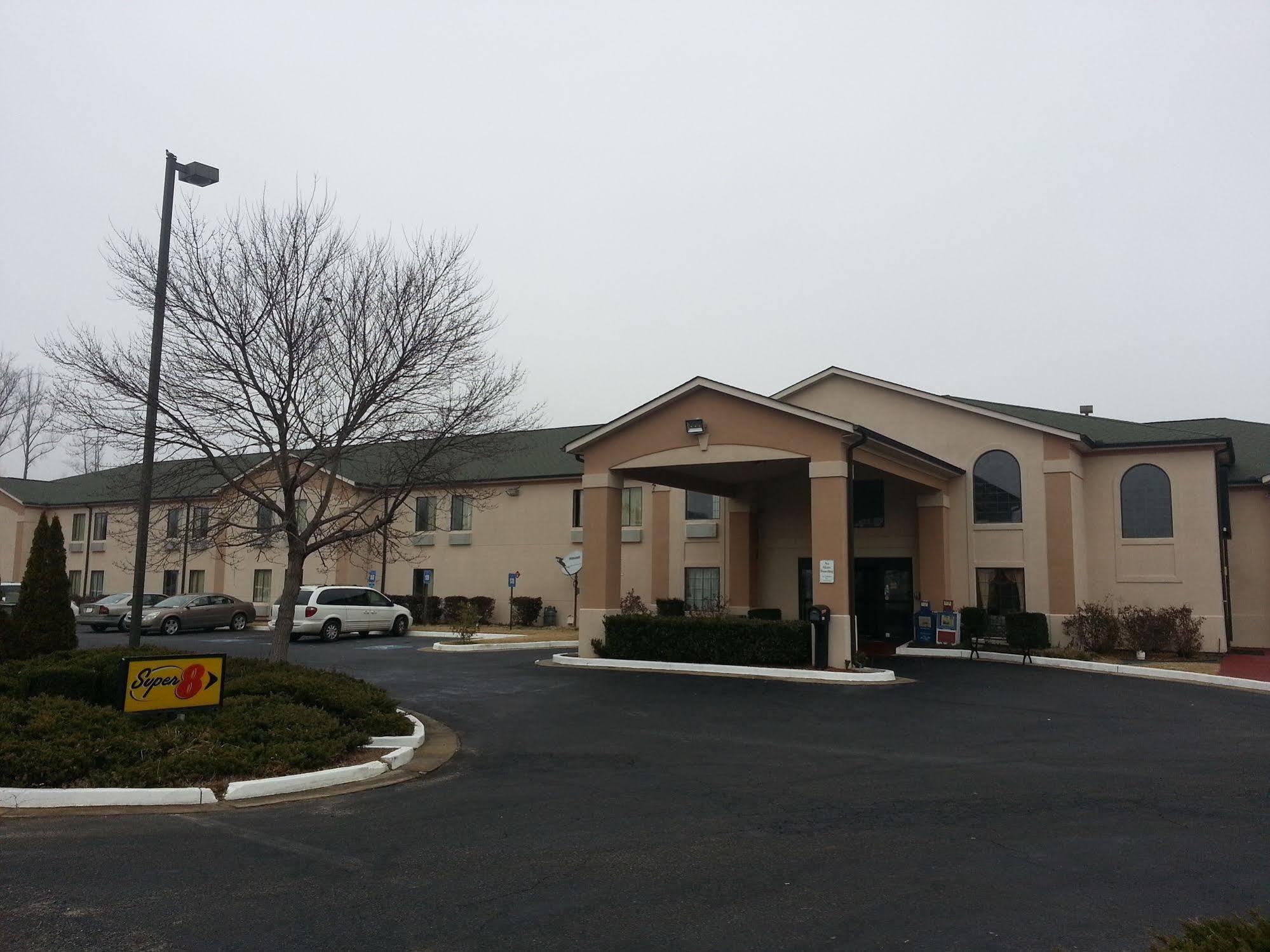 Super 8 By Wyndham Dawsonville Buitenkant foto